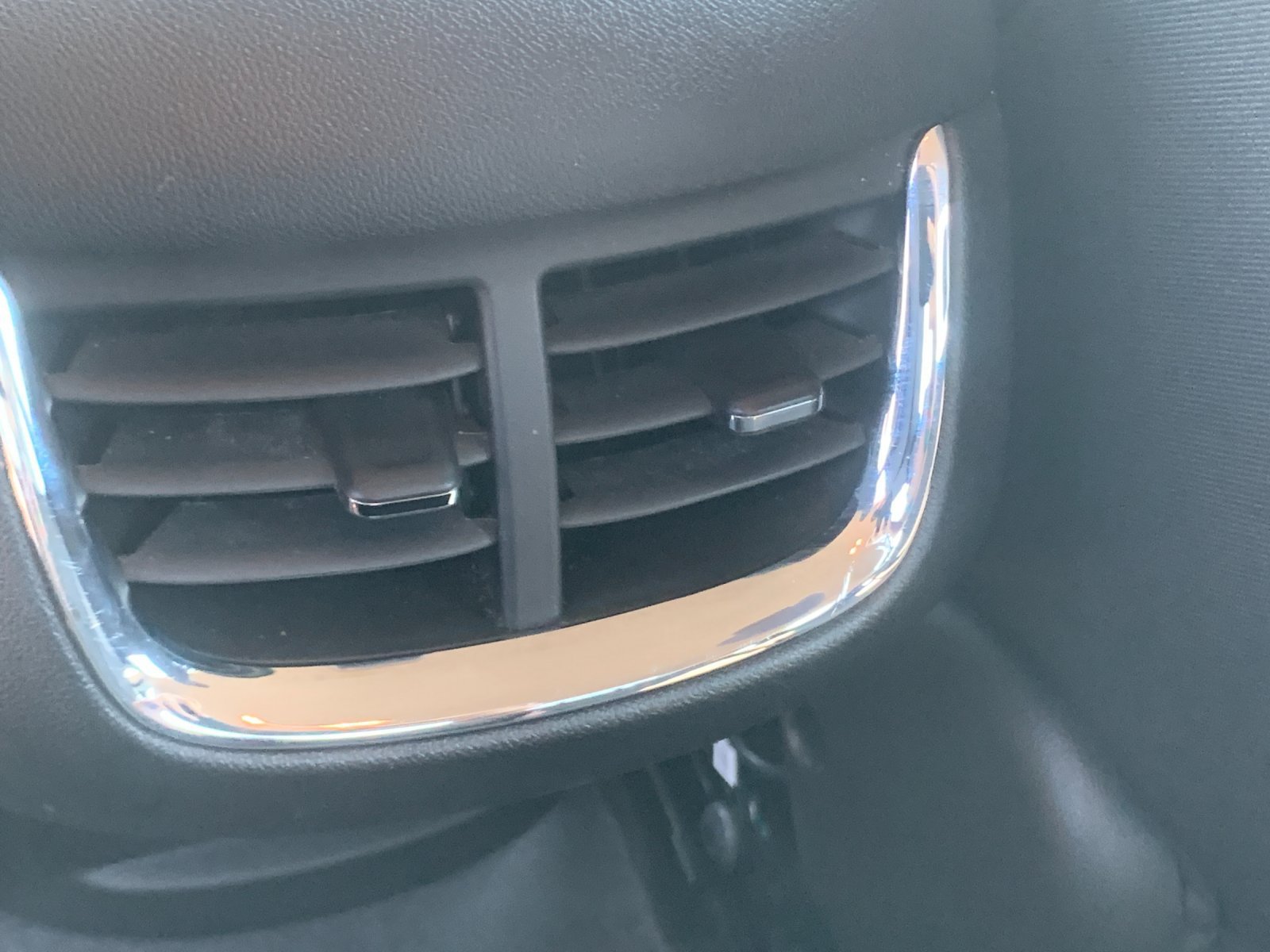 Used 2024 Chevrolet Malibu LT FWD image 16