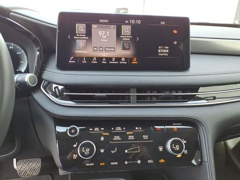 Used 2025 INFINITI QX60 Luxe image 10