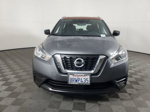 Used 2020 Nissan Kicks SV image 9