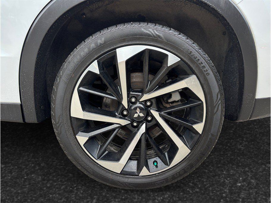 Used 2022 Mitsubishi Outlander ES AWD/4WD image 14