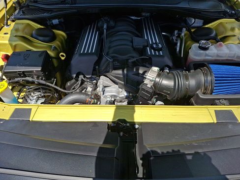 Used 2021 Dodge Challenger R/T Scat Pack RWD image 28