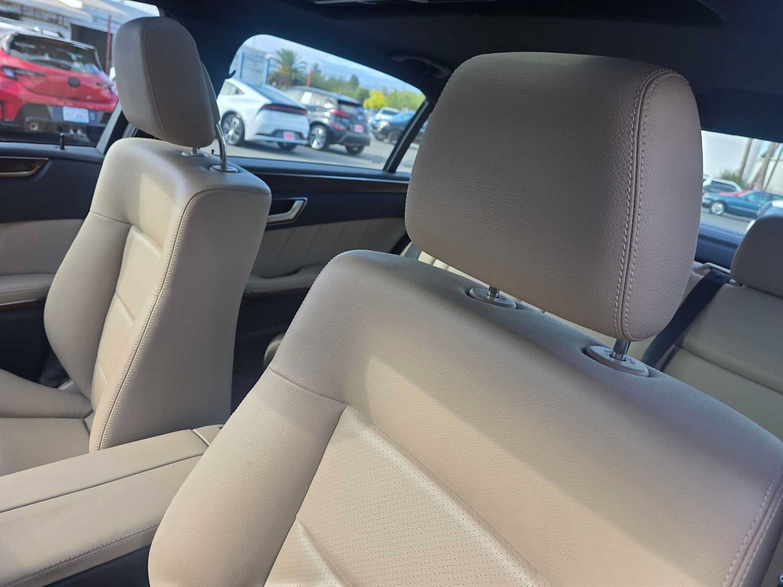 Used 2013 Mercedes-Benz E 350 Sedan image 22