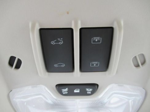 Used 2023 Buick Encore GX Select w/ Experience Buick Package FWD image 31