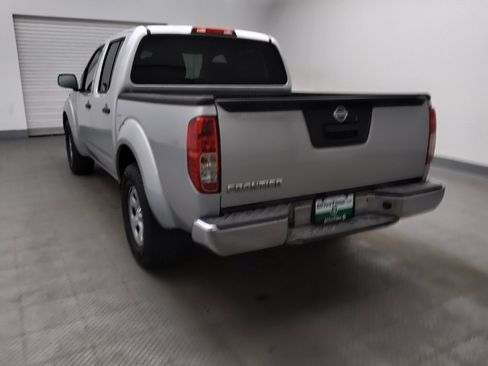 Used 2016 Nissan Frontier S RWD image 6