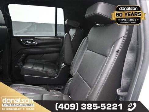 Used 2022 Chevrolet Suburban Z71 w/ Luxury Package image 11