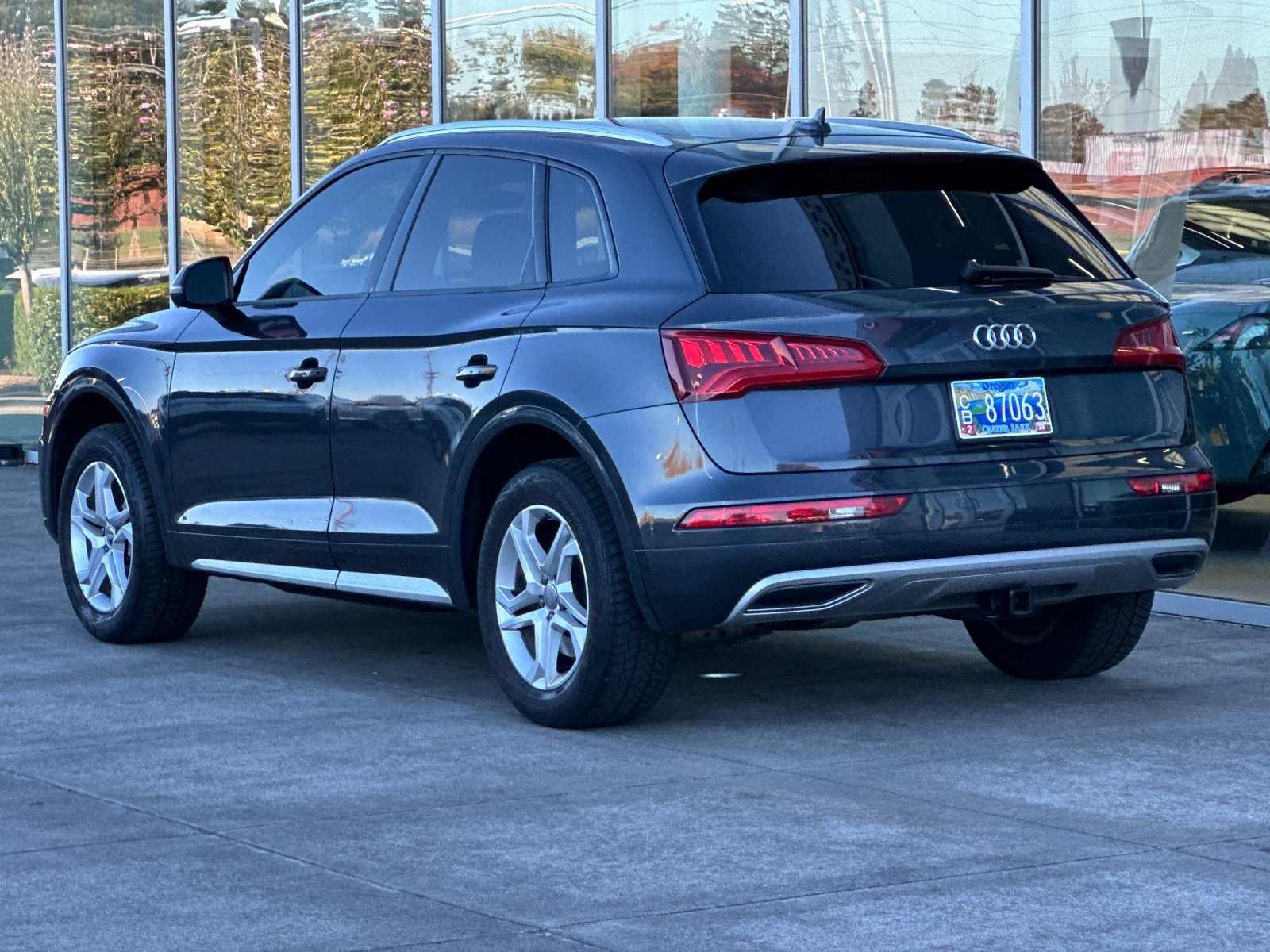 Used 2018 Audi Q5 2.0T Premium AWD/4WD image 6