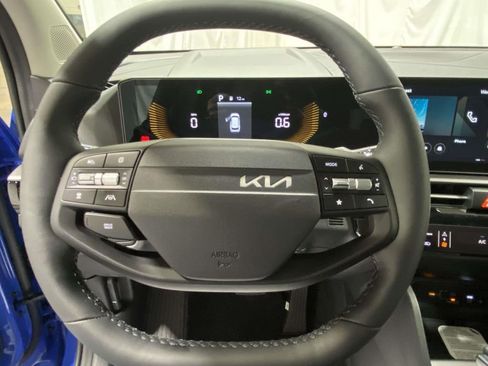 New 2026 Kia Sportage EX FWD image 22