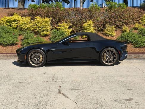 New 2026 Aston Martin V8 Vantage Convertible RWD image 17