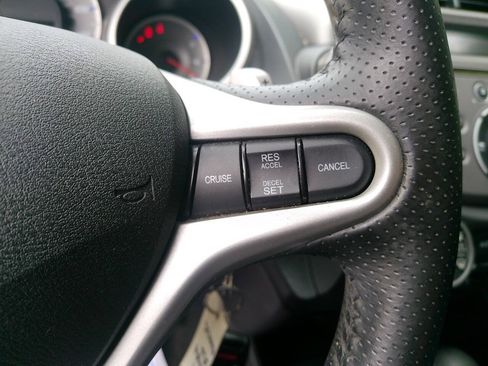 Used 2011 Honda Fit Sport image 16