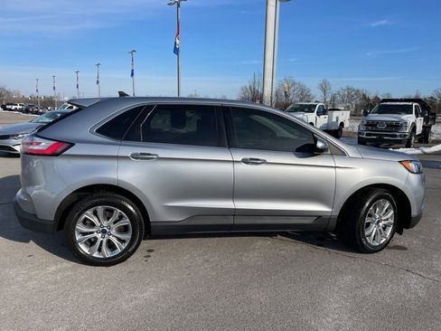 Used 2022 Ford Edge Titanium image 15