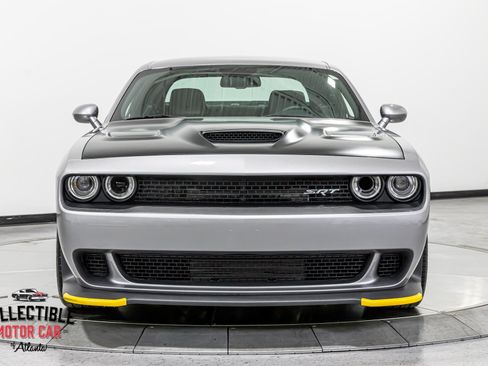 Used 2016 Dodge Challenger SRT Hellcat RWD image 29