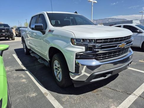 Used 2019 Chevrolet Silverado 1500 LT w/ All-Star Edition image 3