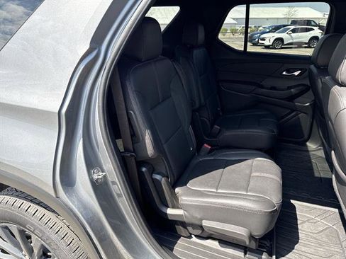 Certified 2023 Chevrolet Traverse RS w/ LPO, Floor Liner Package AWD/4WD image 28