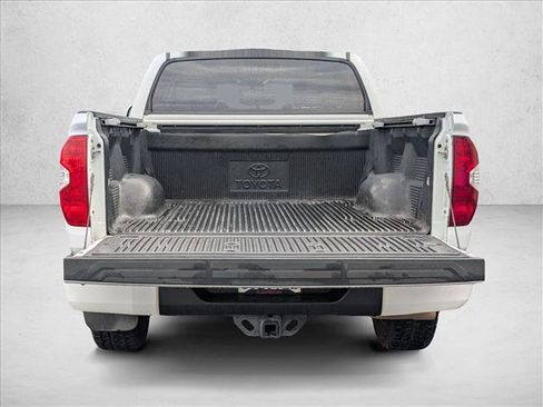 Used 2016 Toyota Tundra Limited w/ Limited Premium Package AWD/4WD image 11