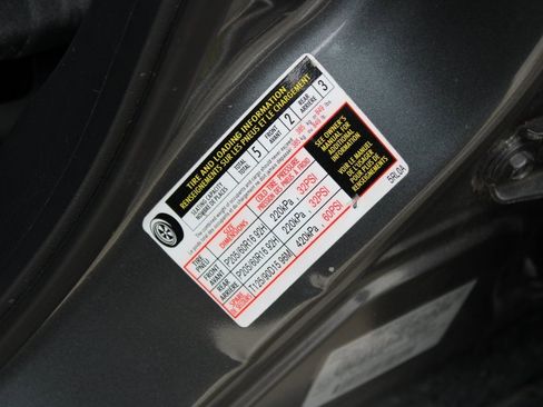 Used 2021 Nissan Kicks S image 25