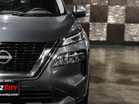 Used 2022 Nissan Rogue SV FWD image 42