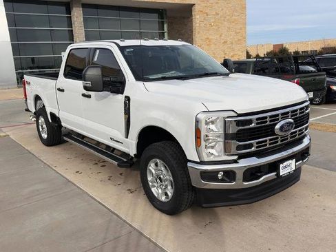 New 2026 Ford F250 XLT w/ FX4 Off-Road Package image 21