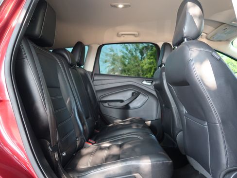 Used 2019 Ford Escape Titanium FWD image 30