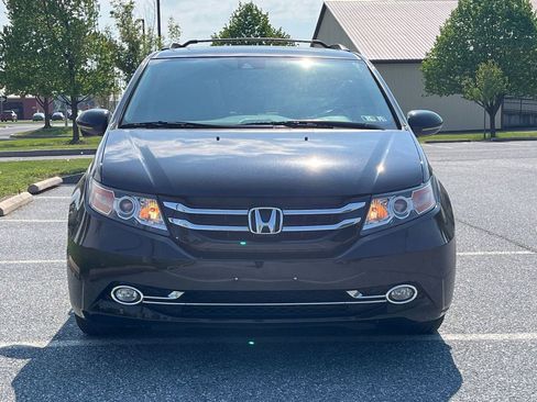 Used 2016 Honda Odyssey Touring image 2
