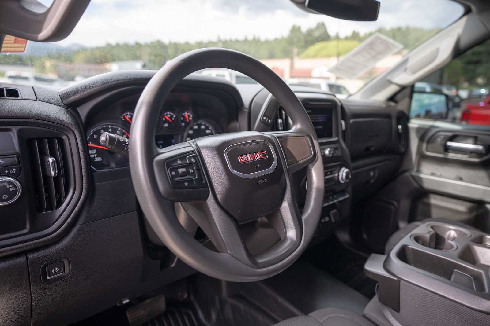 Used 2024 GMC Sierra 1500 Pro w/ Pro Value Package RWD image 12
