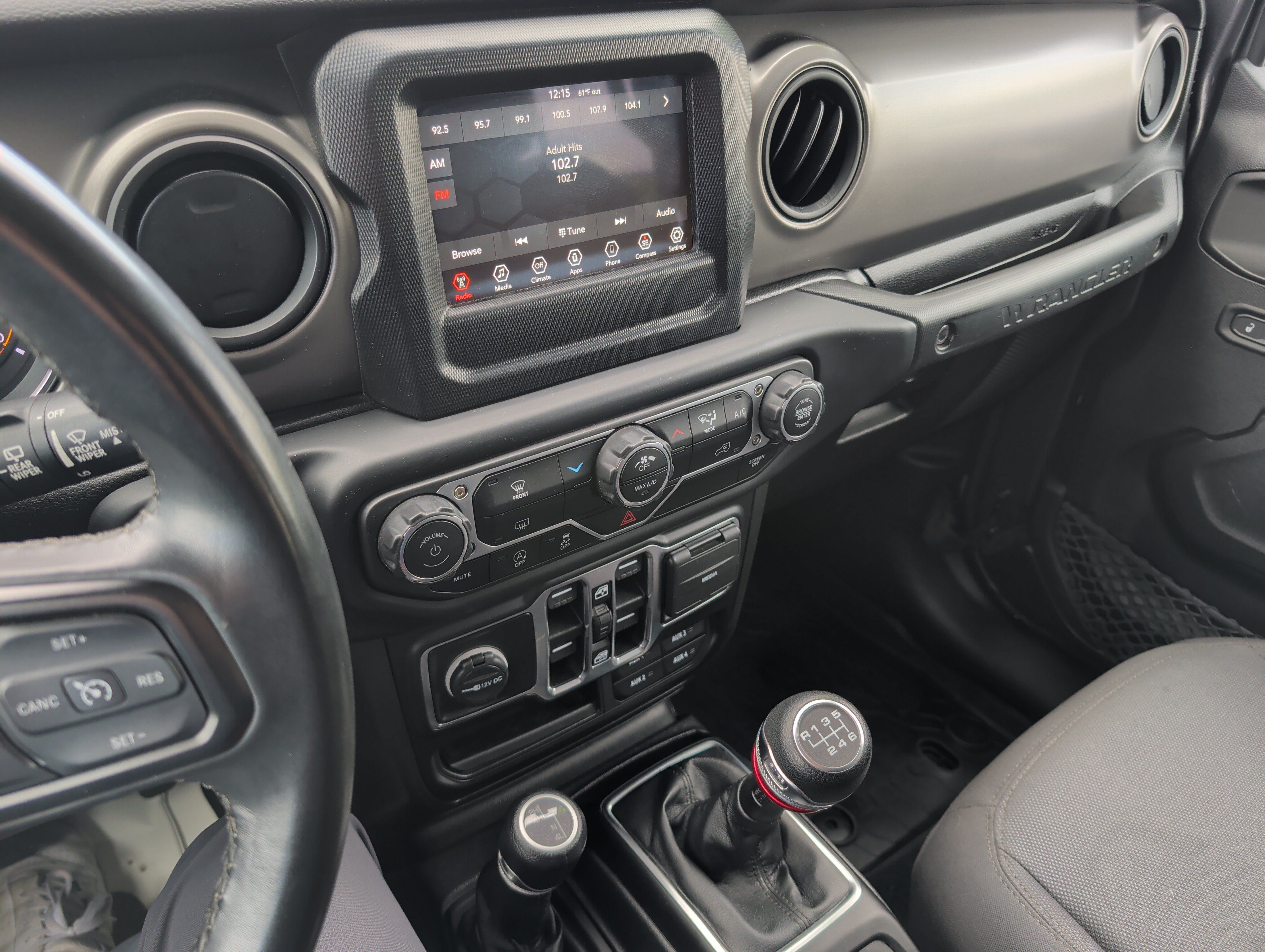 Used 2022 Jeep Wrangler Unlimited Sport AWD/4WD image 22
