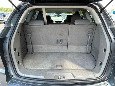 Used 2013 Chevrolet Traverse LS FWD image 18
