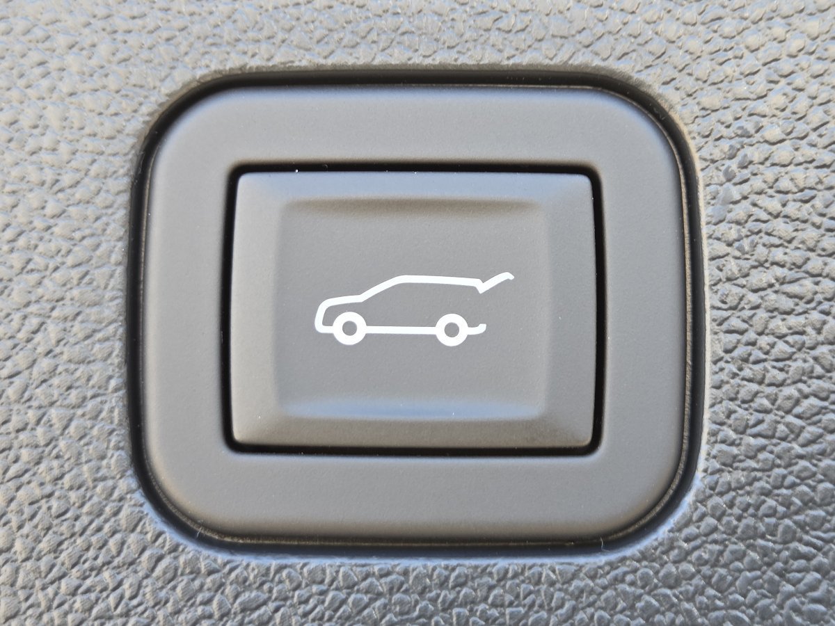 New 2027 Chevrolet Equinox LT w/ Convenience Package II AWD/4WD image 25