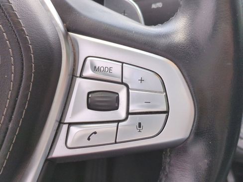 Used 2018 BMW 750i xDrive w/ Executive Package image 19