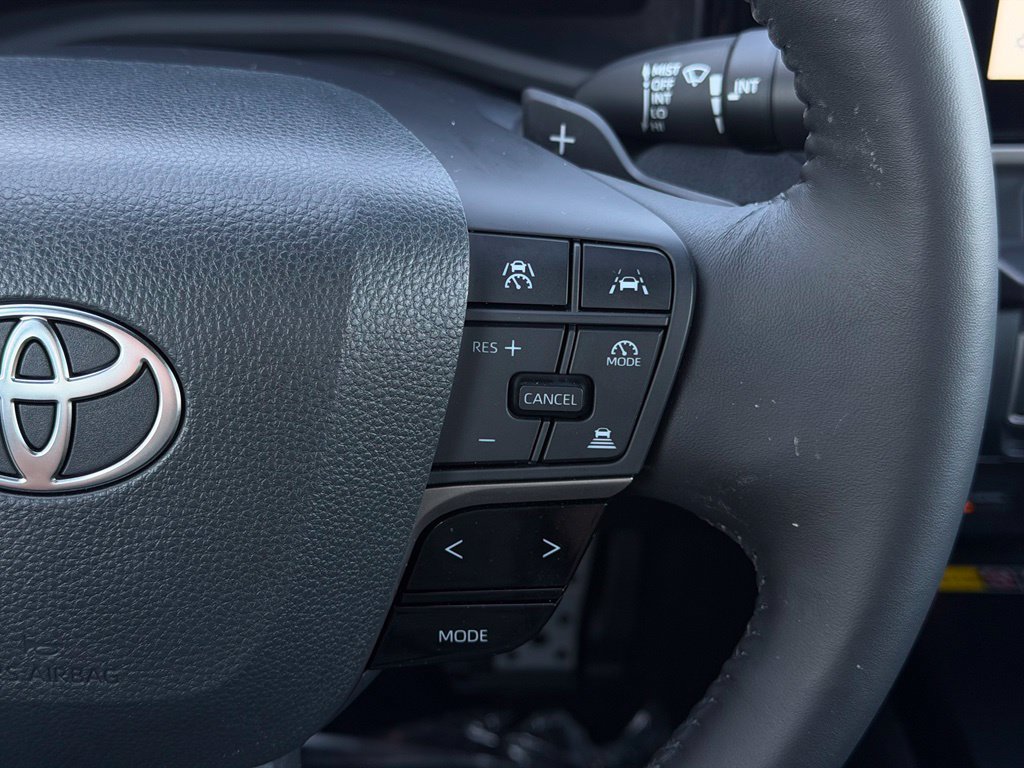 Used 2026 Toyota Camry XSE FWD image 27