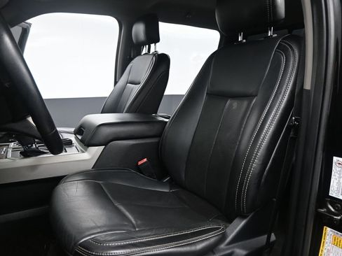 Used 2019 Ford F150 Lariat image 2