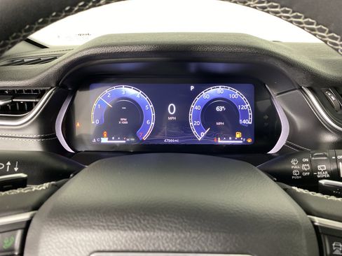 Used 2023 Jeep Grand Cherokee Altitude image 22