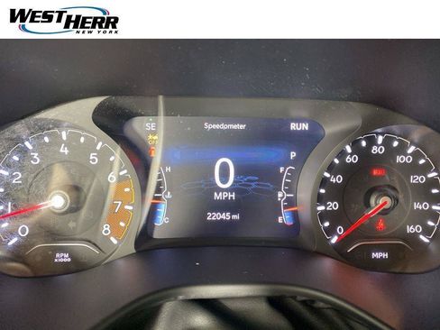 Used 2023 Jeep Compass Latitude w/ Convenience Group AWD/4WD image 2