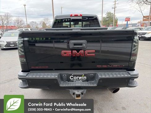 Used 2019 GMC Sierra 2500 Denali w/ Duramax Plus Package image 6
