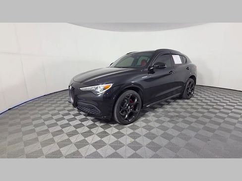 Used 2022 Alfa Romeo Stelvio Veloce AWD/4WD image 49