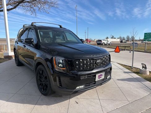 Used 2021 Kia Telluride SX w/ Nightfall Edition Package image 2