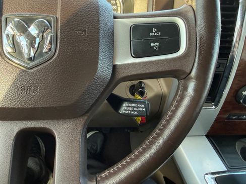 Used 2009 Dodge Ram 1500 Truck Laramie image 31