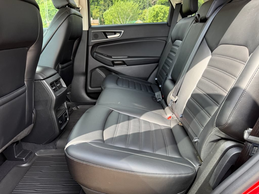 Used 2024 Ford Edge SEL w/ Convenience Package AWD/4WD image 34