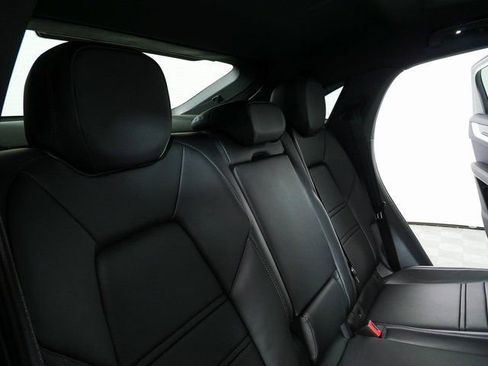 New 2026 Porsche Cayenne Coupe image 24