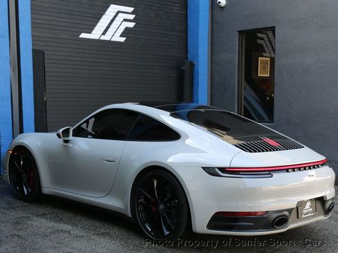 Used 2022 Porsche 911 Carrera 4S AWD/4WD image 5