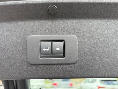 New 2026 Nissan Leaf Platinum+ image 10