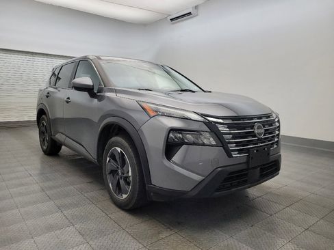 Used 2024 Nissan Rogue SV image 13