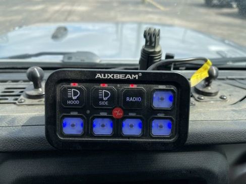 Used 2020 Jeep Gladiator Sport w/ Quick Order Package 24S AWD/4WD image 24