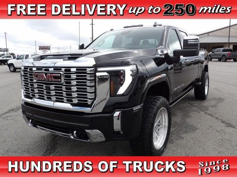 Used 2025 GMC Sierra 3500 Denali w/ Denali Reserve Package image 1