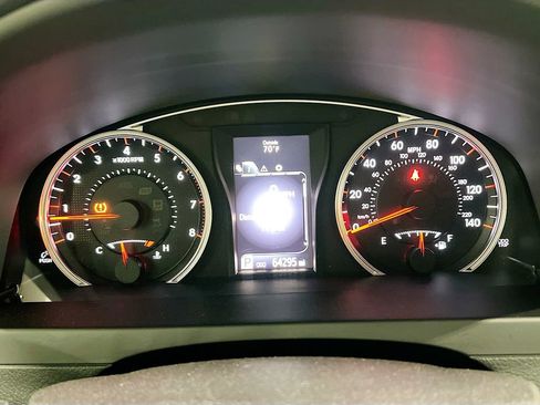 Used 2017 Toyota Camry SE image 27