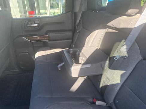 Used 2019 GMC Sierra 1500 SLE w/ SLE Value Package AWD/4WD image 19