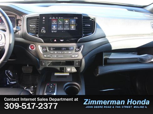 Certified 2022 Honda Passport TrailSport image 18