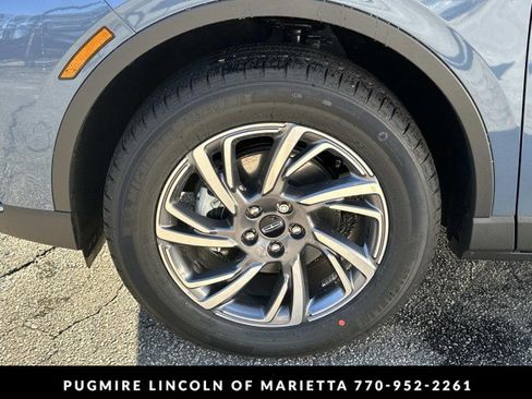 New 2026 Lincoln Corsair Premiere image 11