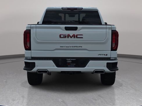 Used 2023 GMC Sierra 1500 AT4 w/ AT4 Premium Package AWD/4WD image 6