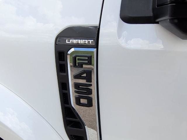 Certified 2025 Ford F450 Lariat w/ Lariat Ultimate Package AWD/4WD image 34