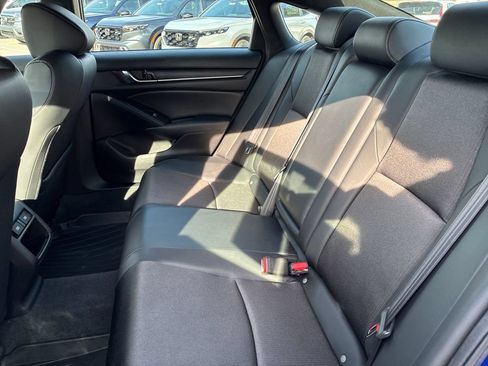 Used 2022 Honda Accord Sport image 18